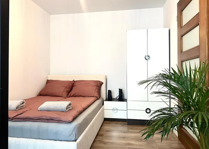 Apartment Nyska - Self Check-in 20h - Parking Breslau