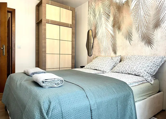 Nyska - Self Check-in 20h - Parking