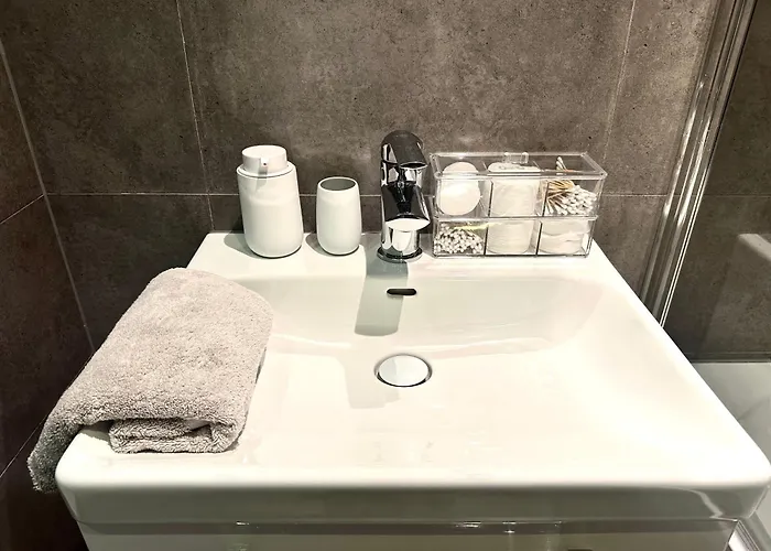 Nyska - Self Check-in 20h - Parking *